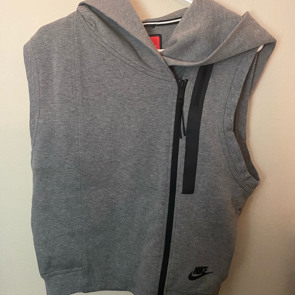 Nike tech pack vest